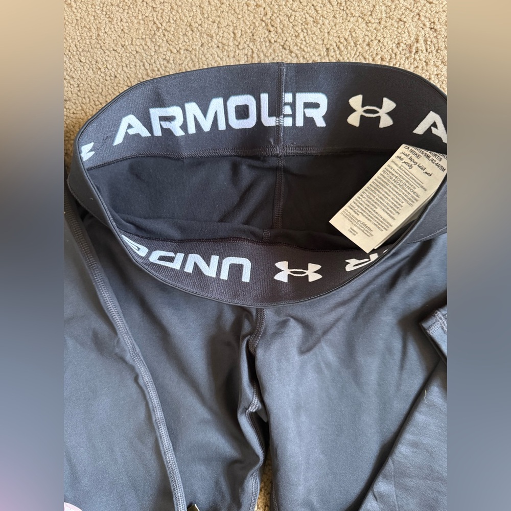 UNDER ARMOUR Womens Heat Gear Slim Leggings Size S - Picture 3 of 10